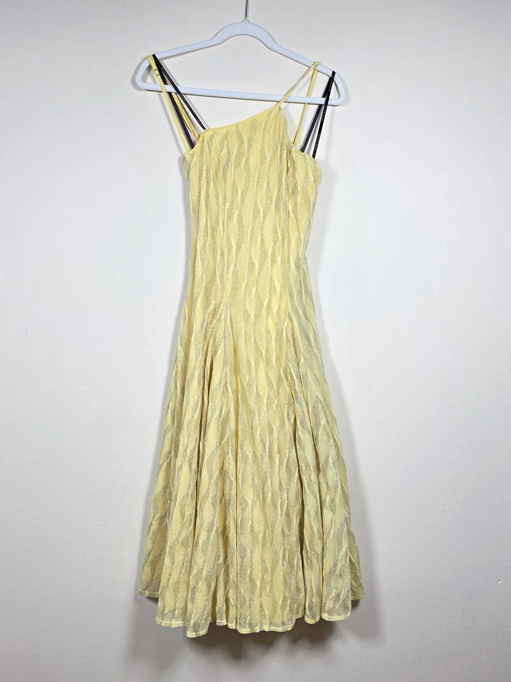 BLACK HALO ATHENA MIDI DRESS SIZE Large MSRP $435 - Picture 4 of 13